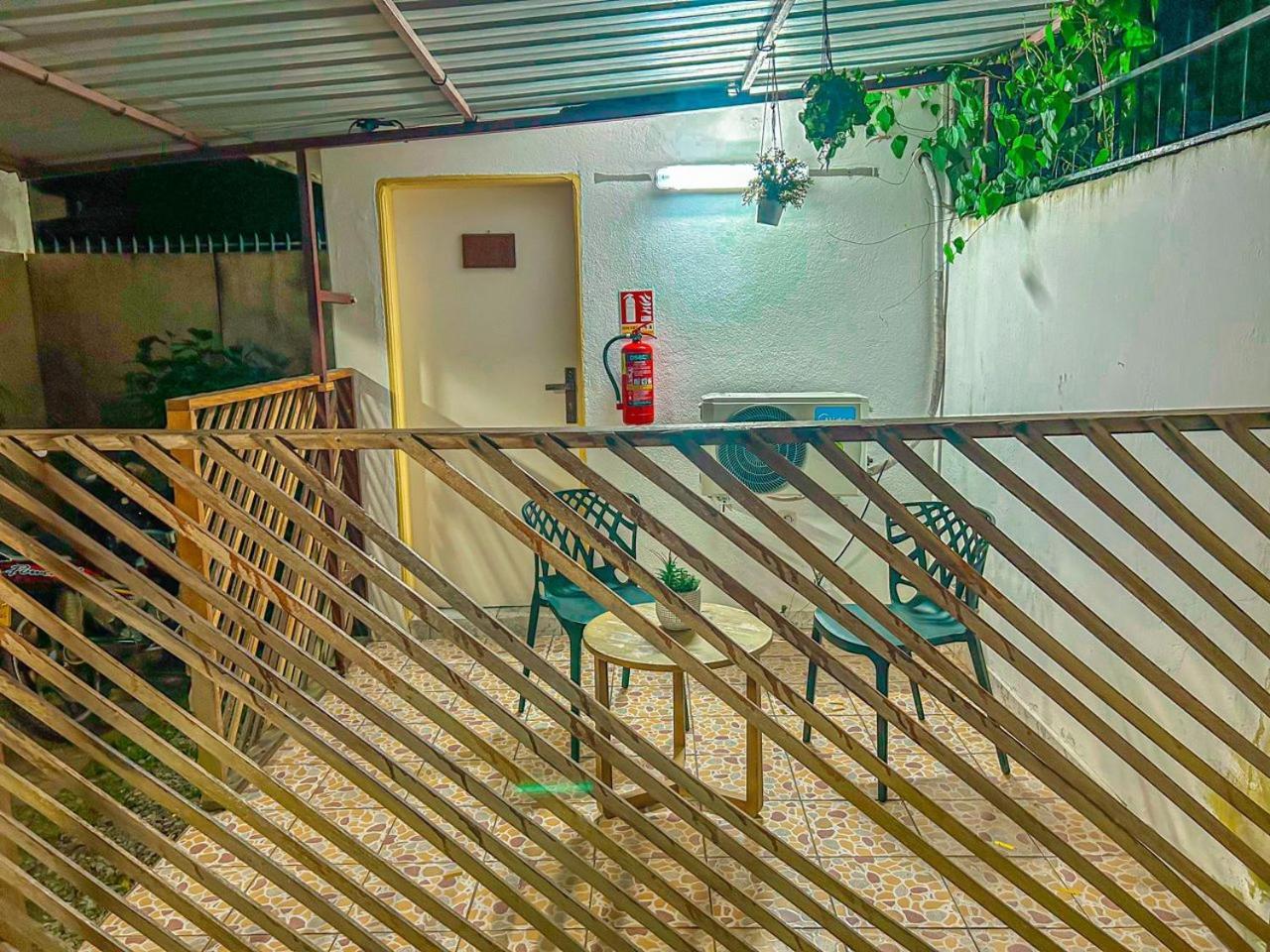 Residence Le Tali Libreville Exterior foto